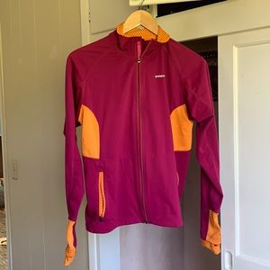 Patagonia jacket, light shell.great for running